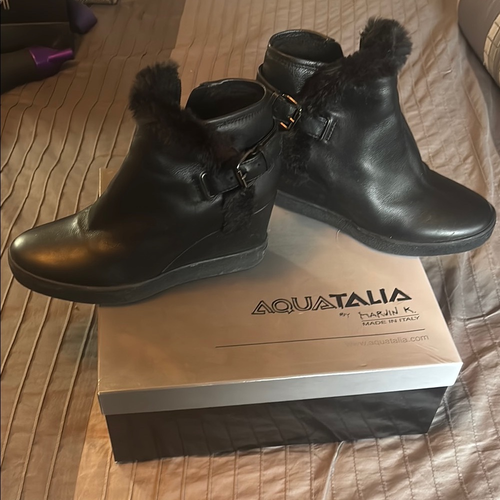 Aquatalia Women's Black Ankle Boots 8.5